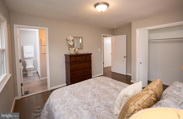 1206 Priscilla Ln, Alexandria, Virginia 22308