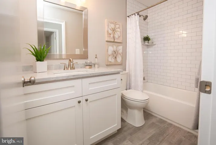 1206 Priscilla Ln, Alexandria, Virginia 22308