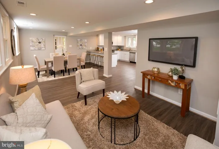 1206 Priscilla Ln, Alexandria, Virginia 22308
