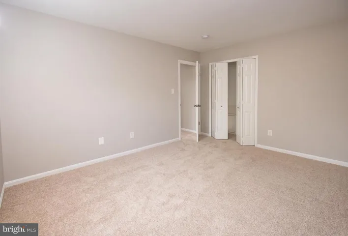 5407 Plymouth Meadows Ct, Fairfax, Virginia 22032