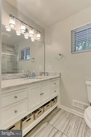6519 Jay Miller Dr, Falls Church, Virginia 22041