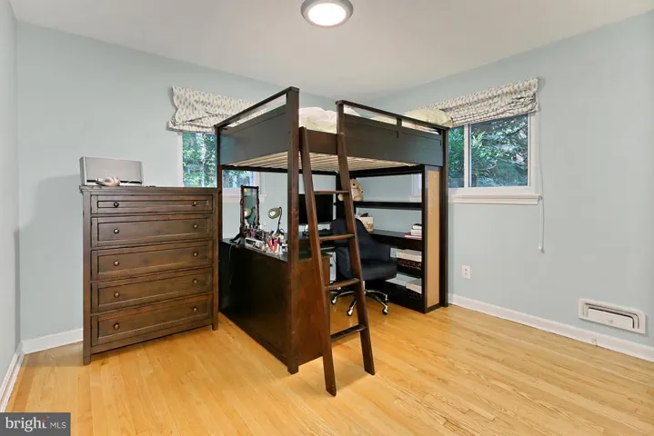 6519 Jay Miller Dr, Falls Church, Virginia 22041