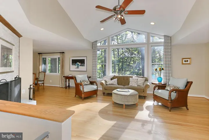 6519 Jay Miller Dr, Falls Church, Virginia 22041