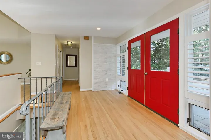 6519 Jay Miller Dr, Falls Church, Virginia 22041