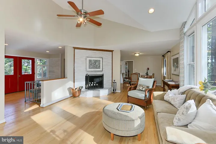 6519 Jay Miller Dr, Falls Church, Virginia 22041