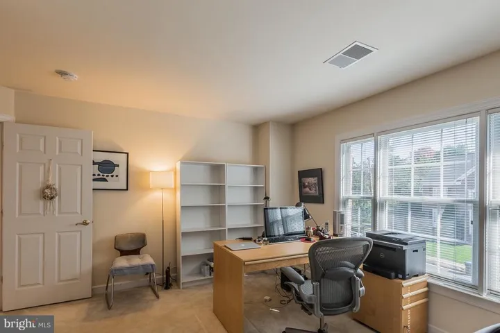 2044 Lord Fairfax Rd, Vienna, Virginia 22182