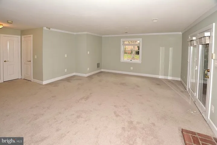 8171 Madrillon Ct, Vienna, Virginia 22182