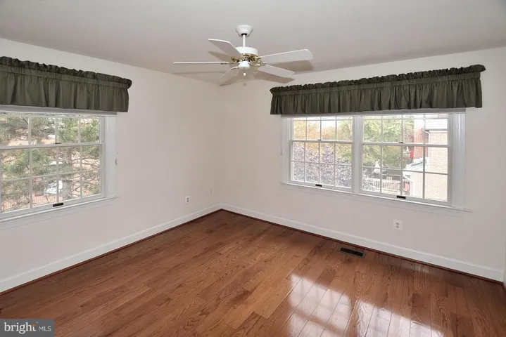 8171 Madrillon Ct, Vienna, Virginia 22182