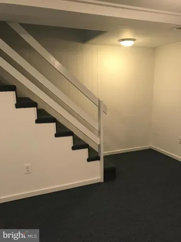 2216 Rollins Dr, Alexandria, Virginia 22307