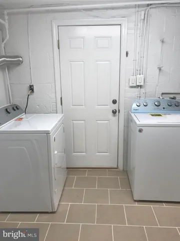 2216 Rollins Dr, Alexandria, Virginia 22307
