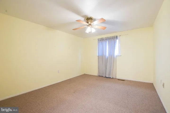 9639 Lindenbrook St, Fairfax, Virginia 22031