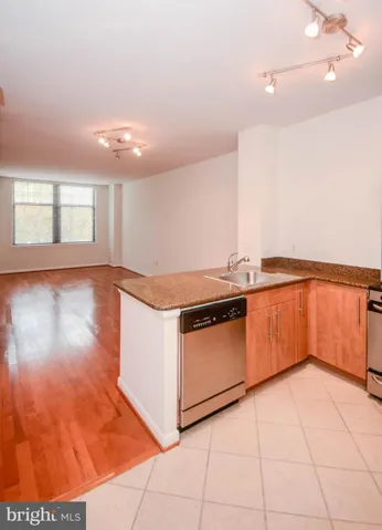 1021 N Garfield St #234, Arlington, Virginia 22201