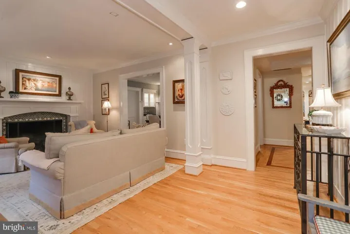 312st Little Falls St, Falls Church, Virginia 22046
