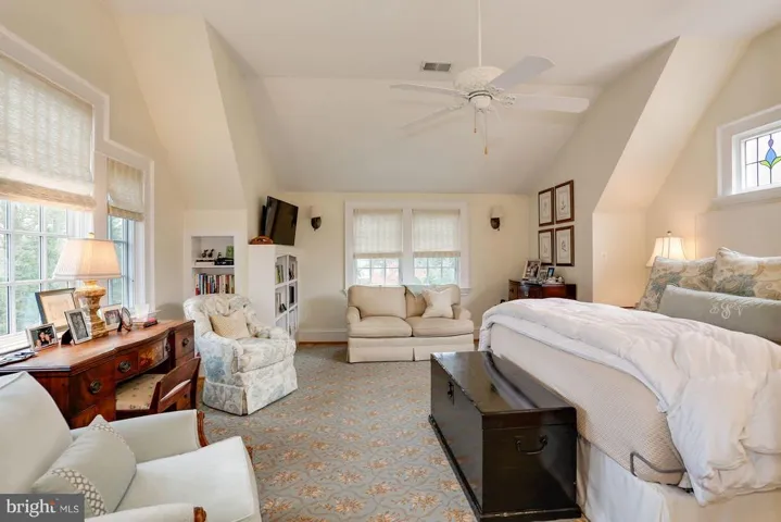 312st Little Falls St, Falls Church, Virginia 22046