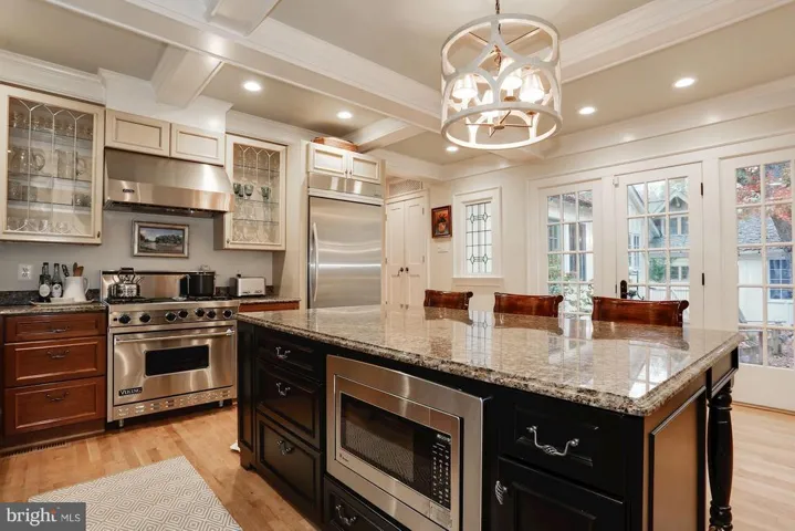 312st Little Falls St, Falls Church, Virginia 22046