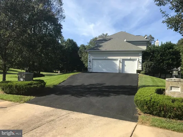 12200 Goldenchain Ct, Herndon, Virginia 20171
