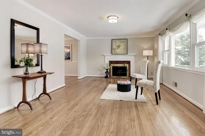 7052 Cindy Ln, Annandale, Virginia 22003