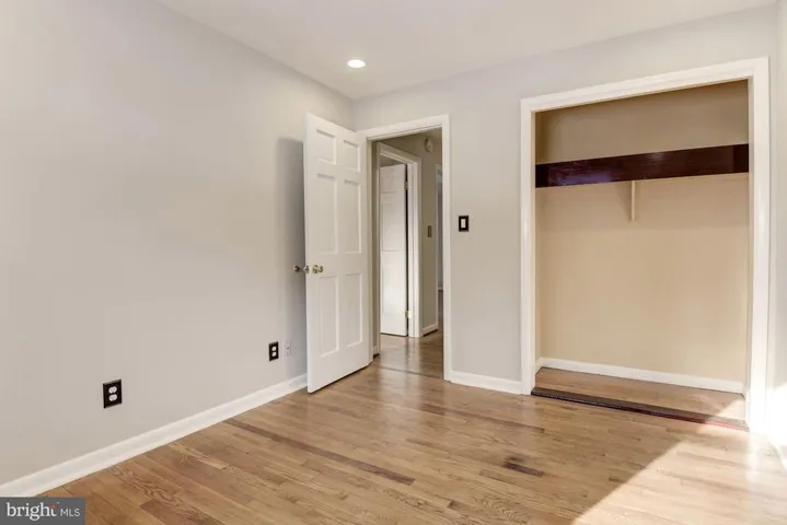 7052 Cindy Ln, Annandale, Virginia 22003