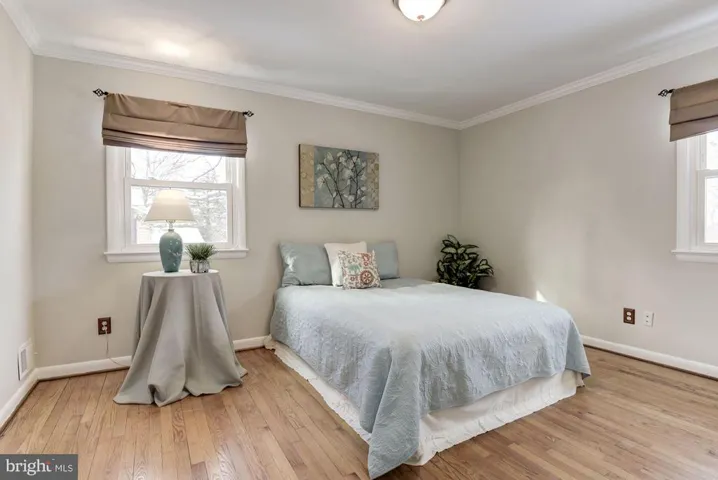 7052 Cindy Ln, Annandale, Virginia 22003
