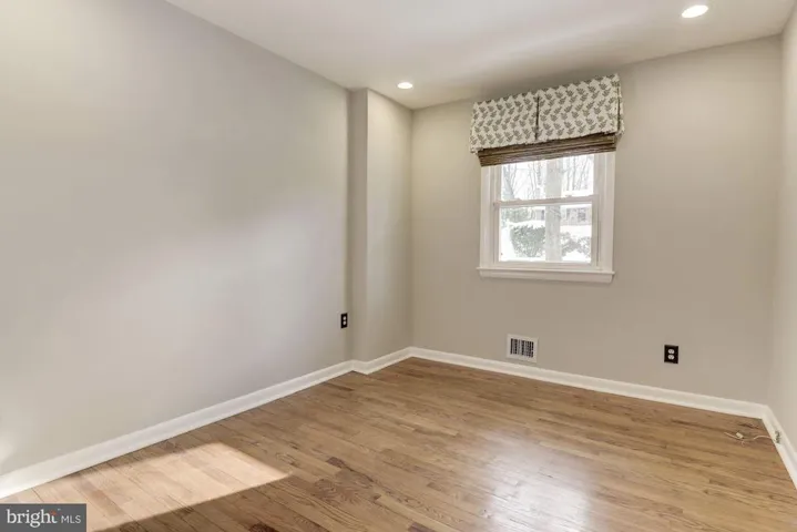 7052 Cindy Ln, Annandale, Virginia 22003