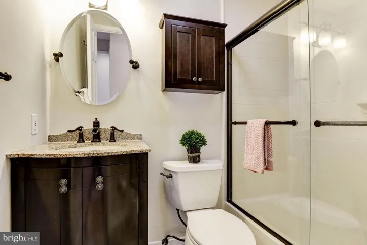 7052 Cindy Ln, Annandale, Virginia 22003