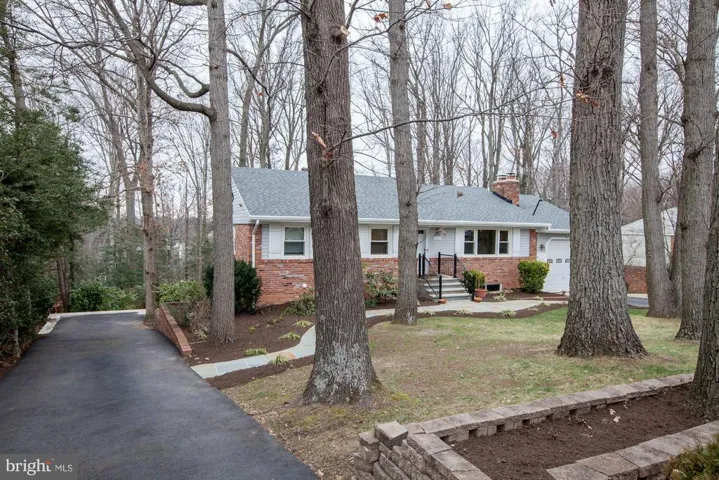 7052 Cindy Ln, Annandale, Virginia 22003