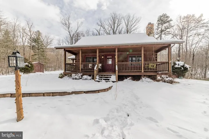 978 Spring Mountain Way, Fort Valley, Virginia 22652
