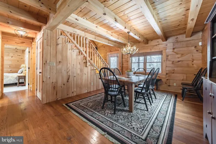 978 Spring Mountain Way, Fort Valley, Virginia 22652