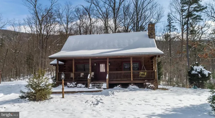 978 Spring Mountain Way, Fort Valley, Virginia 22652