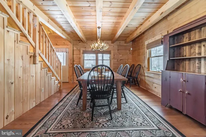 978 Spring Mountain Way, Fort Valley, Virginia 22652