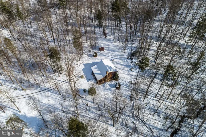 978 Spring Mountain Way, Fort Valley, Virginia 22652