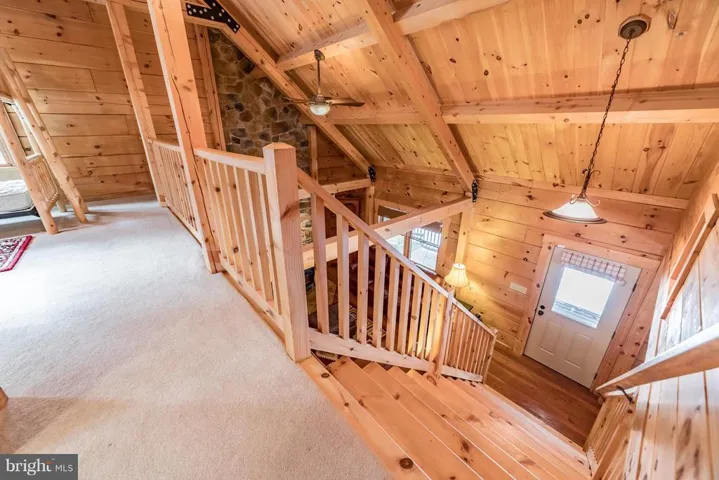 978 Spring Mountain Way, Fort Valley, Virginia 22652