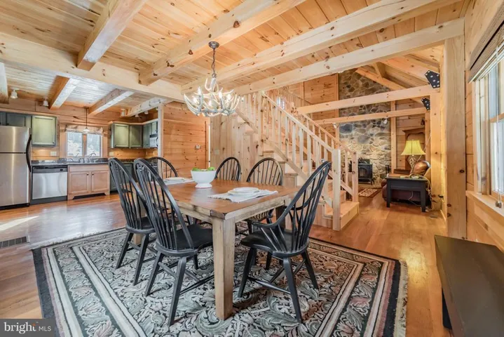 978 Spring Mountain Way, Fort Valley, Virginia 22652