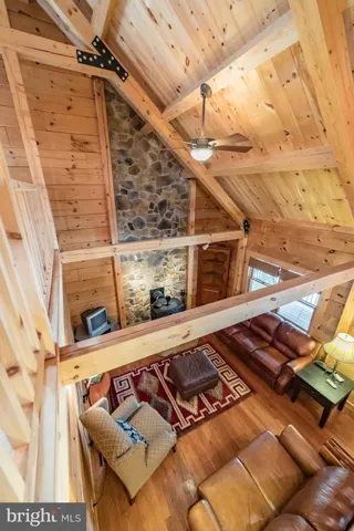 978 Spring Mountain Way, Fort Valley, Virginia 22652
