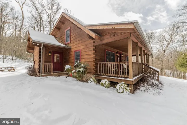 978 Spring Mountain Way, Fort Valley, Virginia 22652