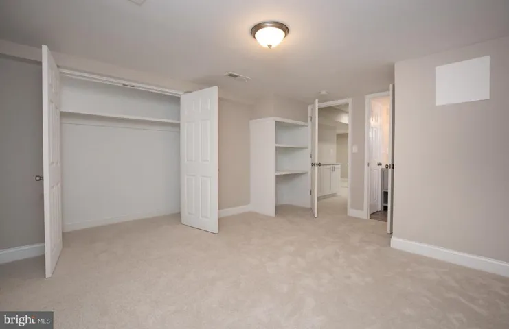 127 S Jordan St, Alexandria, Virginia 22304