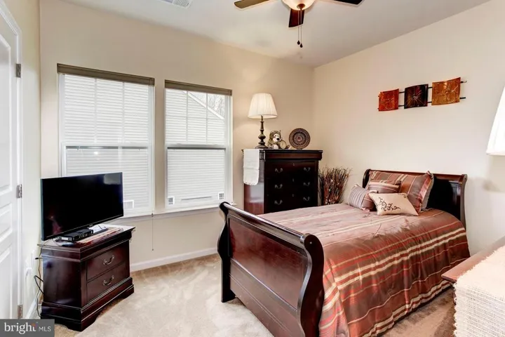 12942 Luca Station Way, Woodbridge, Virginia 22192