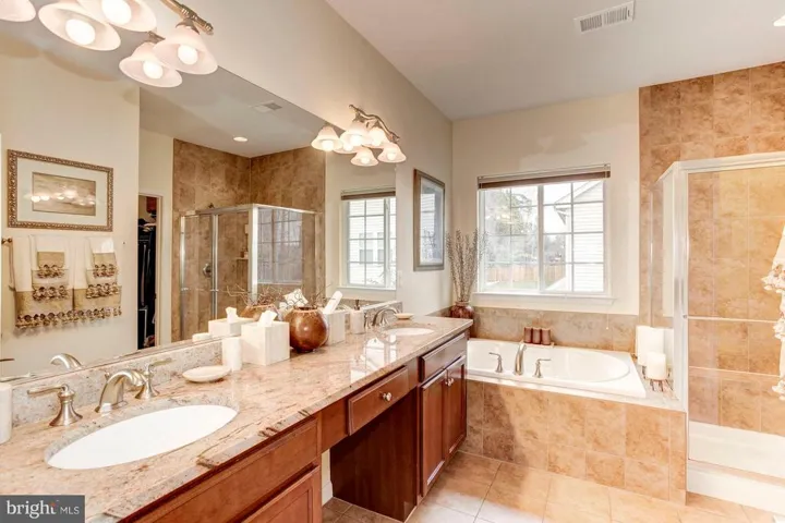 12942 Luca Station Way, Woodbridge, Virginia 22192