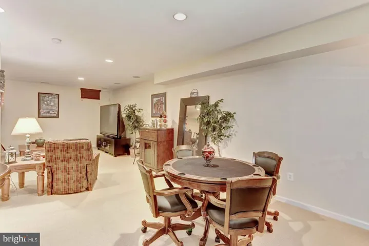 12942 Luca Station Way, Woodbridge, Virginia 22192