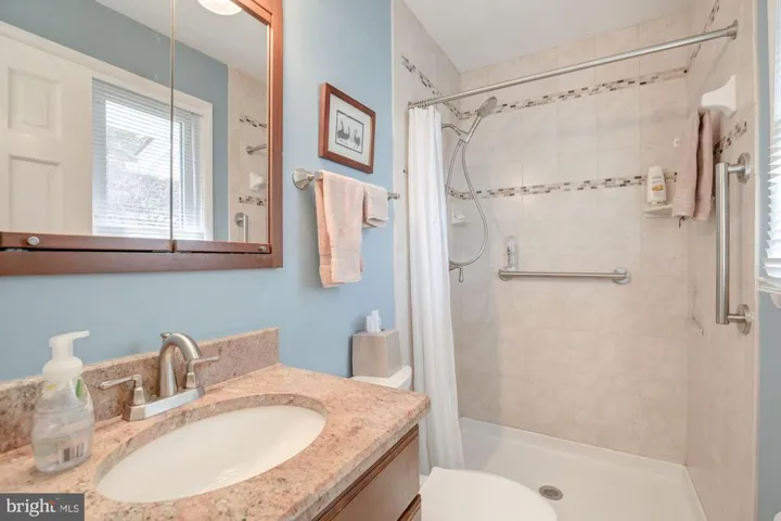 6724 Fern Ln, Annandale, Virginia 22003