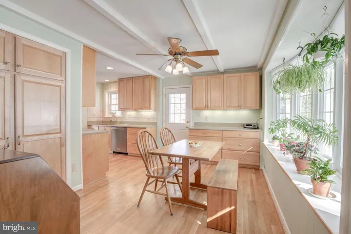 6724 Fern Ln, Annandale, Virginia 22003