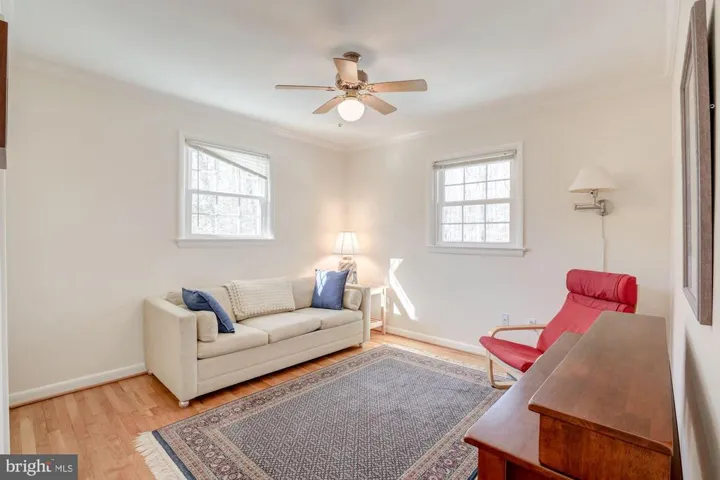 6724 Fern Ln, Annandale, Virginia 22003