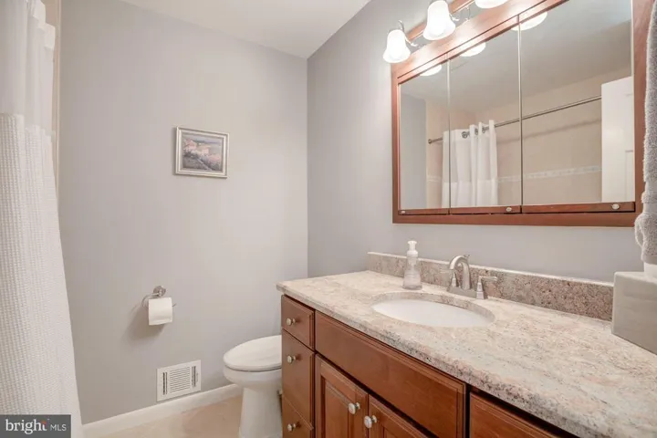 6724 Fern Ln, Annandale, Virginia 22003