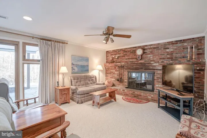 6724 Fern Ln, Annandale, Virginia 22003