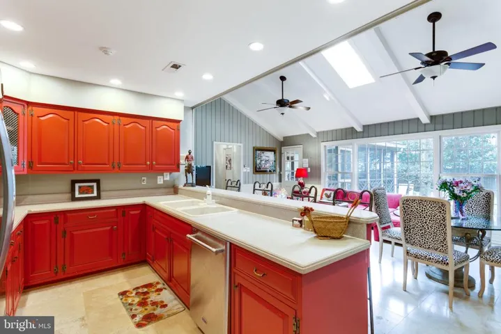 6309 Stoneham Ln, Mclean, Virginia 22101