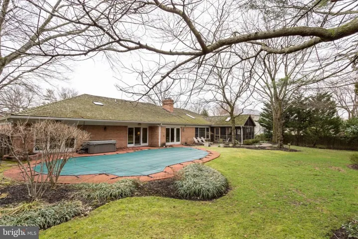 6309 Stoneham Ln, Mclean, Virginia 22101