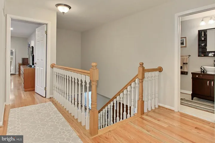 6200 Homespun Ln, Falls Church, Virginia 22044