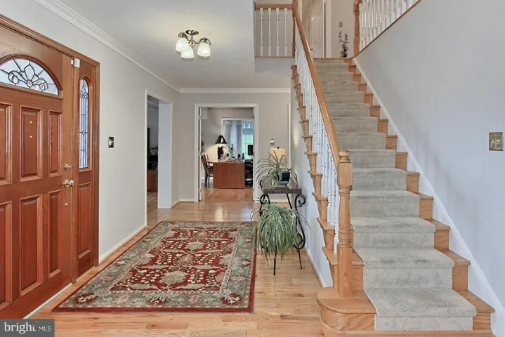 6200 Homespun Ln, Falls Church, Virginia 22044