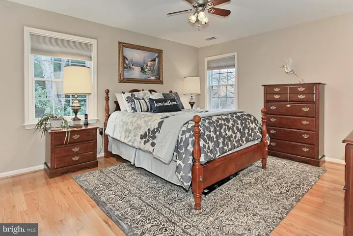 6200 Homespun Ln, Falls Church, Virginia 22044