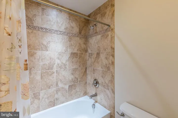 3145 Barbara Ln, Fairfax, Virginia 22031